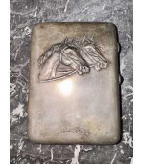 Портсигар "Кони"