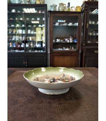 Ваза на ножке