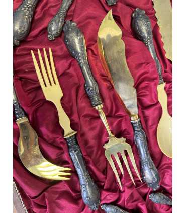 Большой набор столовых предметов