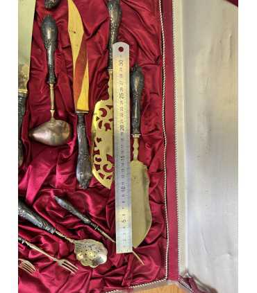 Большой набор столовых предметов