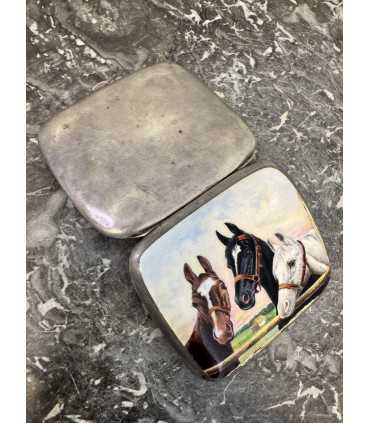 Европа портсигар "Кони"