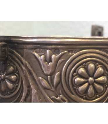 Конфетница