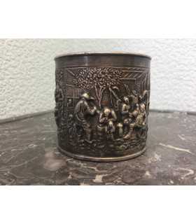 Подставка под бутылку