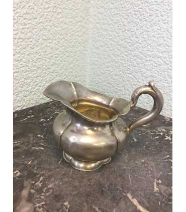 Молочник
