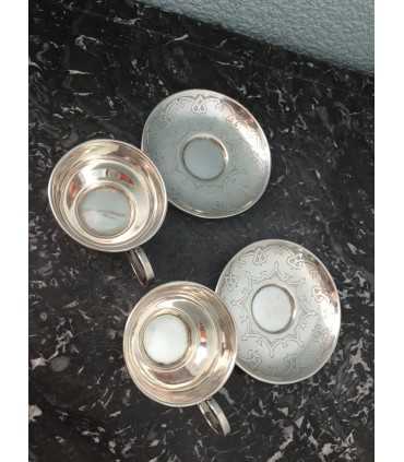 Две чайных пары