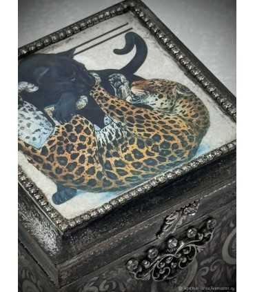 Шкатулка малышка "Нежные хищницы"