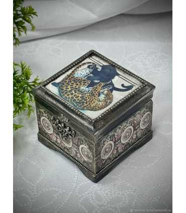 Шкатулка малышка "Нежные хищницы"