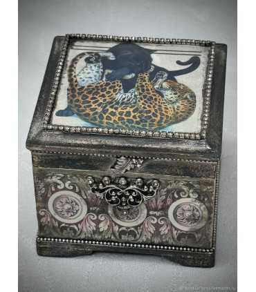 Шкатулка малышка "Нежные хищницы"