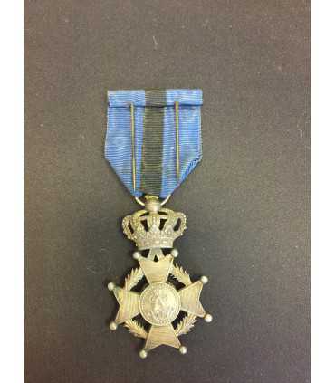 Бельгия, орден "Леопольда II" V степень с мечами 1908-1951 гг.