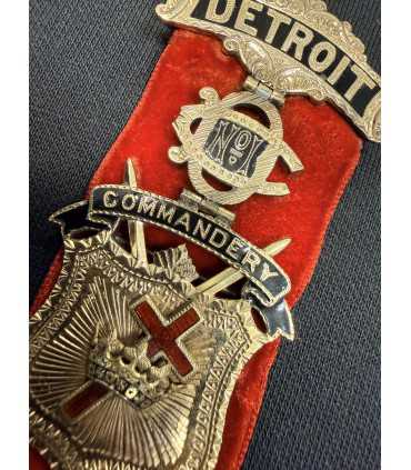 Масонский знак