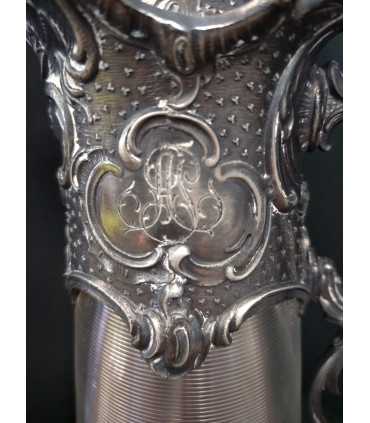 Кувшин с металлическим навершием