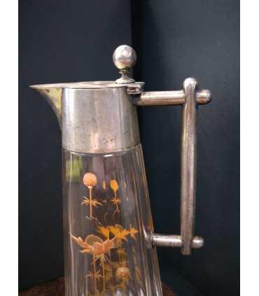 Кувшин с серебряным навершием