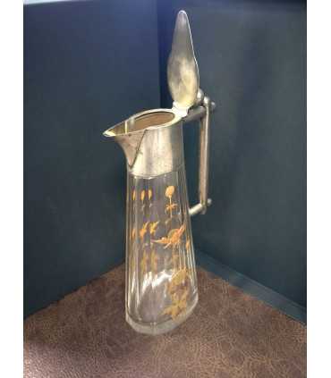 Кувшин с серебряным навершием