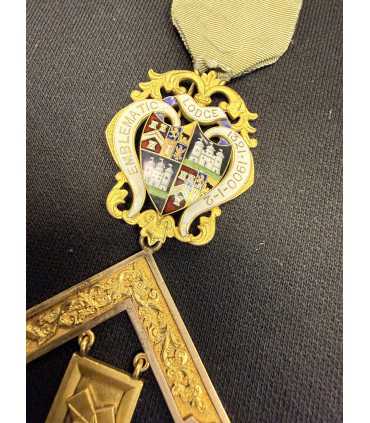 Масонский знак