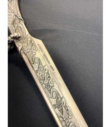 Нож для бумаги