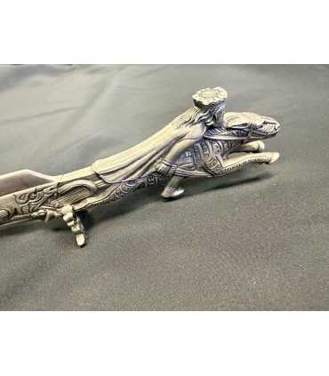 Нож для бумаги