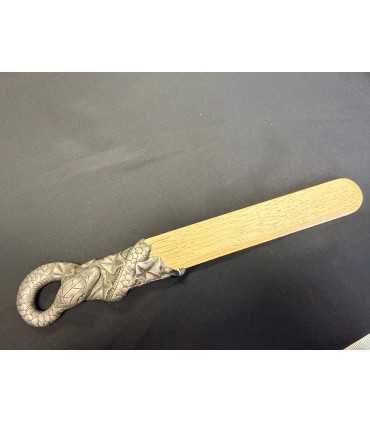 Нож для бумаги