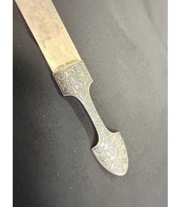 Нож для бумаги