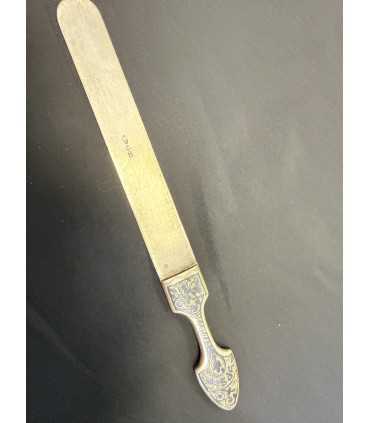 Нож для бумаги