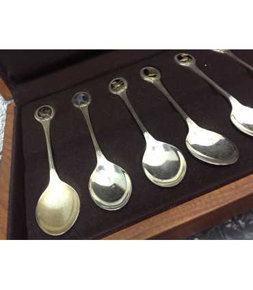 Набор ложек