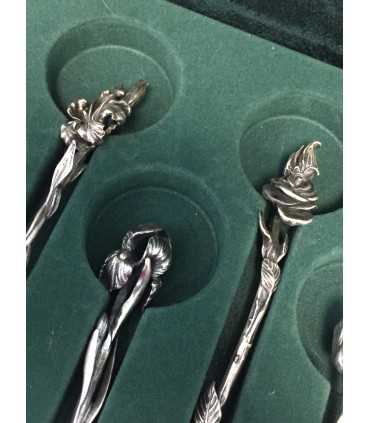 Набор ложек