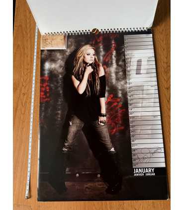 Календарь Avril Lavigne