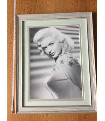 К2. Фото в рамке