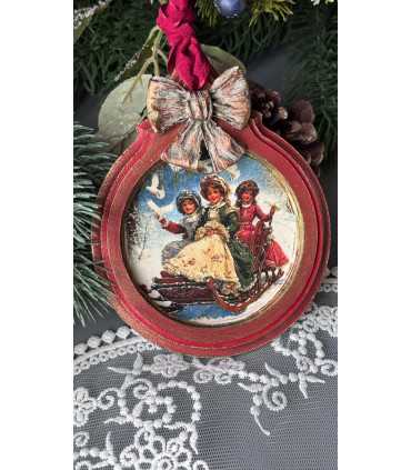 Елочные игрушки: Медальон Сани