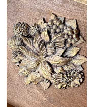 Год Лошади: Шкатулка Атриум