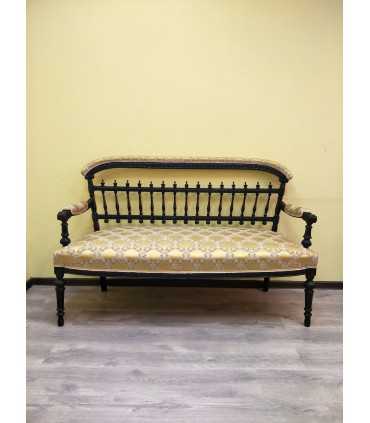 Комплект: диван, пара кресел и пара стульев