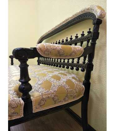 Комплект: диван, пара кресел и пара стульев