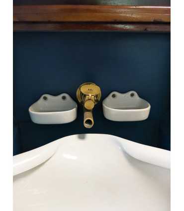 Старинный походный армейский туалетный шкаф