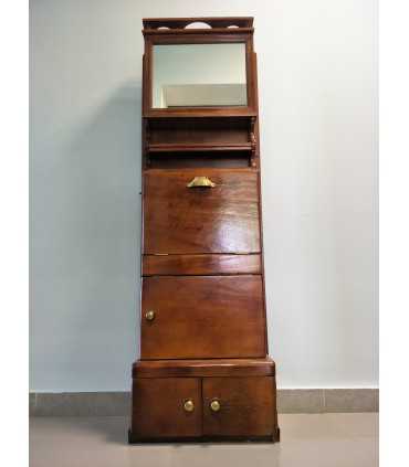 Старинный походный армейский туалетный шкаф