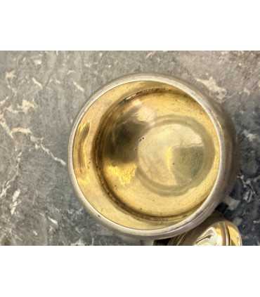 Письменный аксессуар