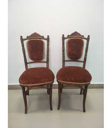 Пара стульев