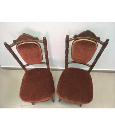 Пара стульев