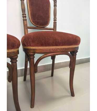 Пара стульев