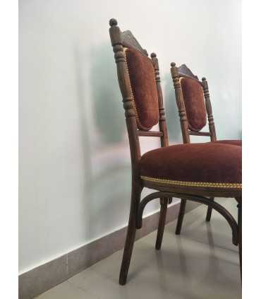 Пара стульев