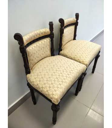 Пара стульев