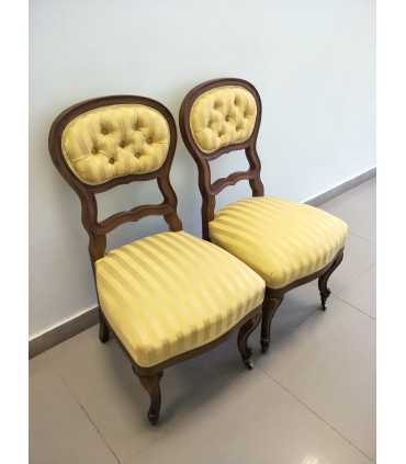 Пара стульев