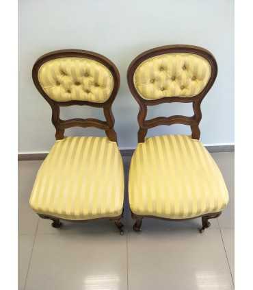 Пара стульев