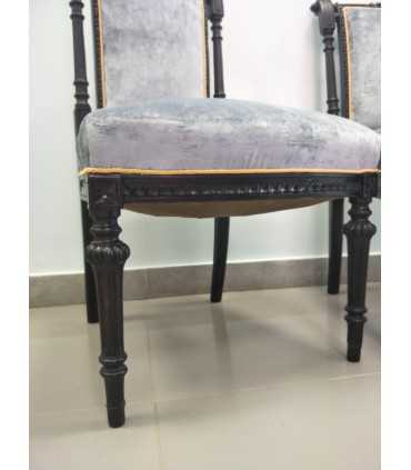 Пара стульев