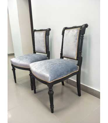 Пара стульев