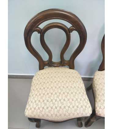 Пара стульев