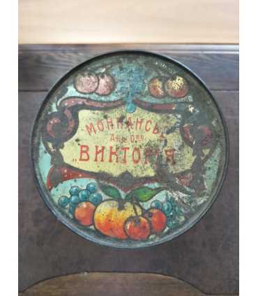 Банка жестяная