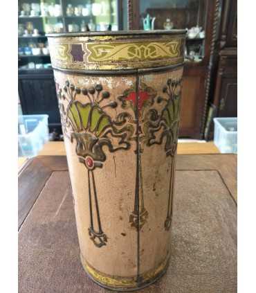 Банка жестяная