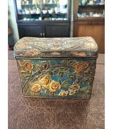 Банка жестяная