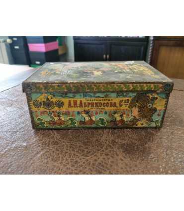 Банка жестяная