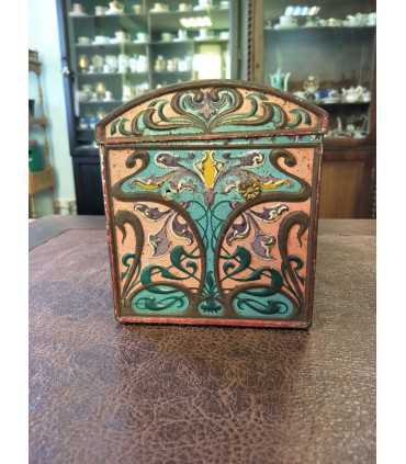 Банка жестяная