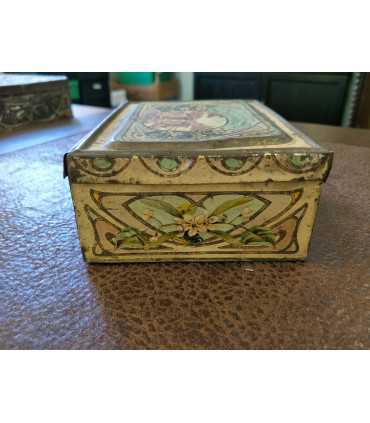 Банка жестяная